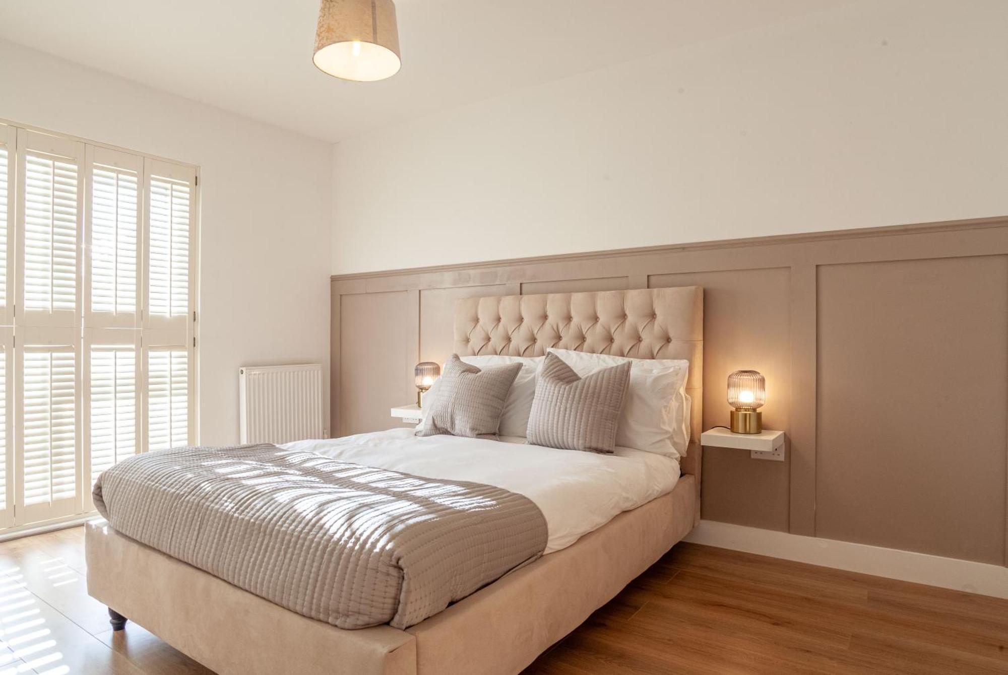 Modern 3 Bedroom House With Parking Bath Dış mekan fotoğraf